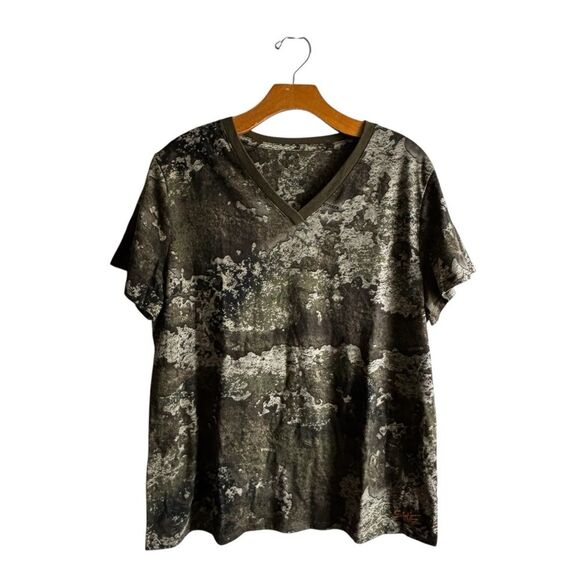 Myers Camo V-Neck Tee Size Medium NWOT - Picture 6 of 6